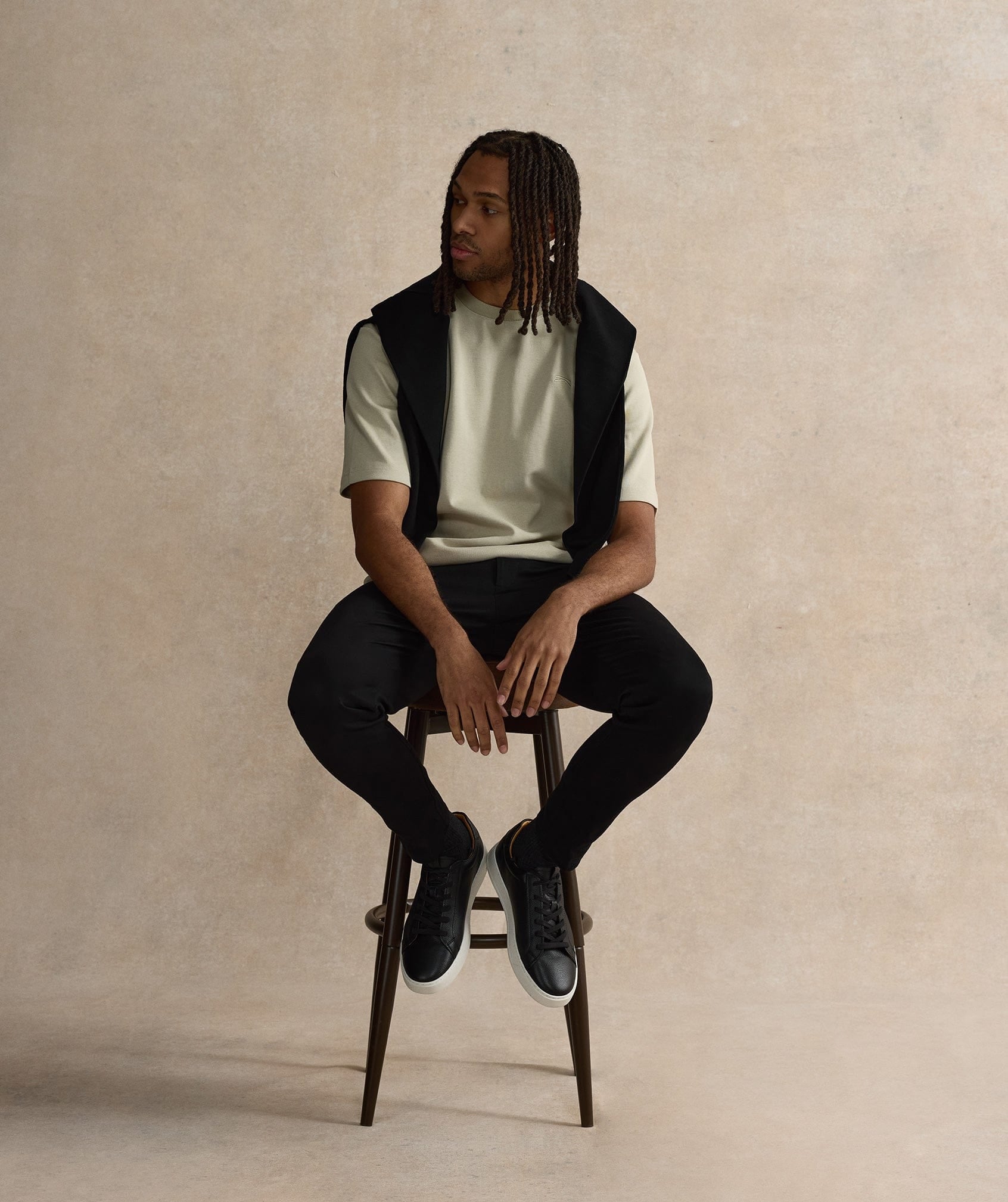 Essential Kalibre Tee - Beige