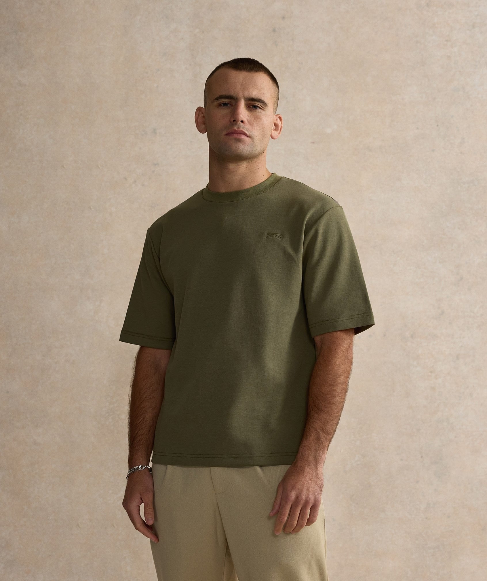 Essential Kalibre Tee - Khaki