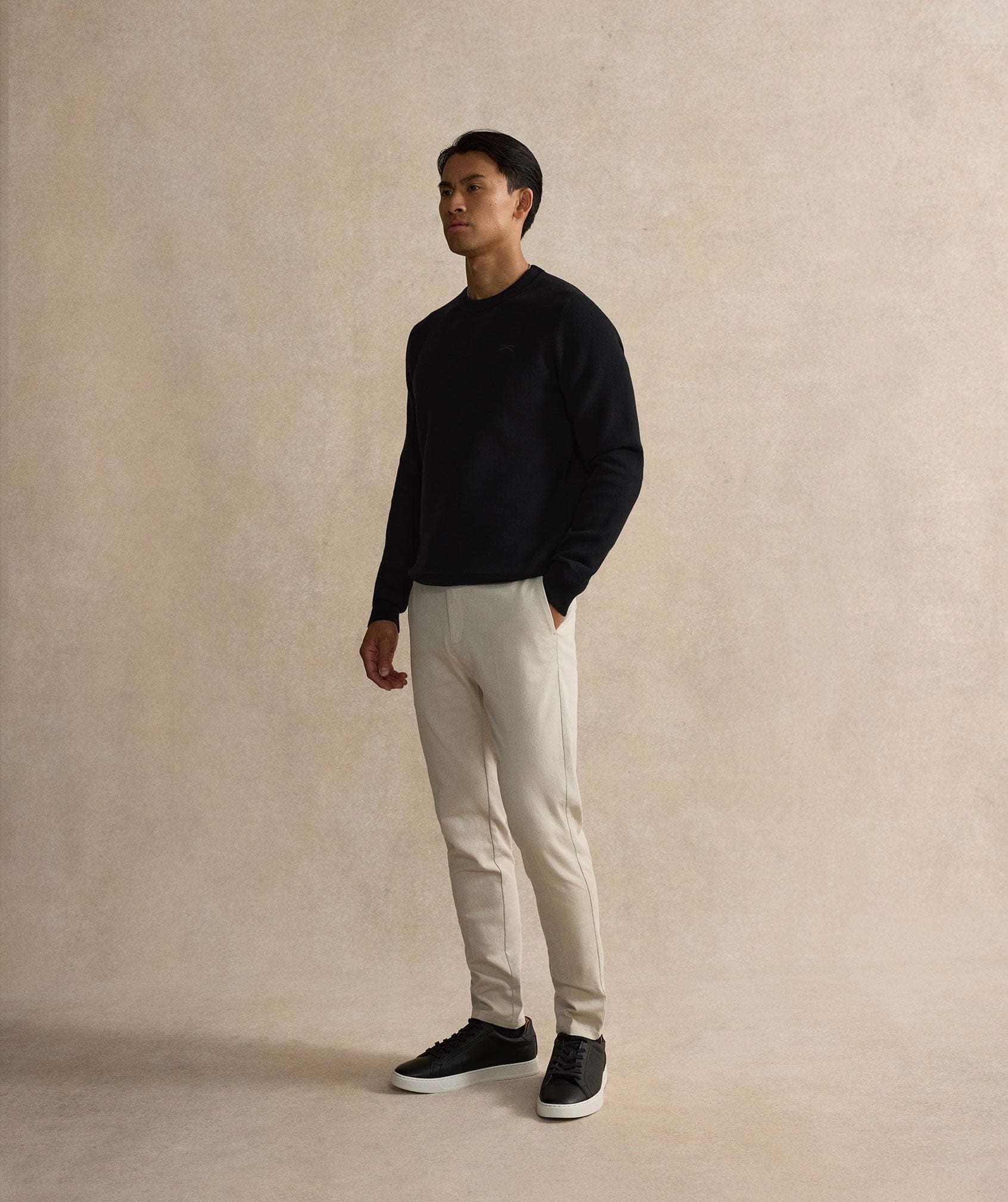 Essential Kalibre Crew - Black